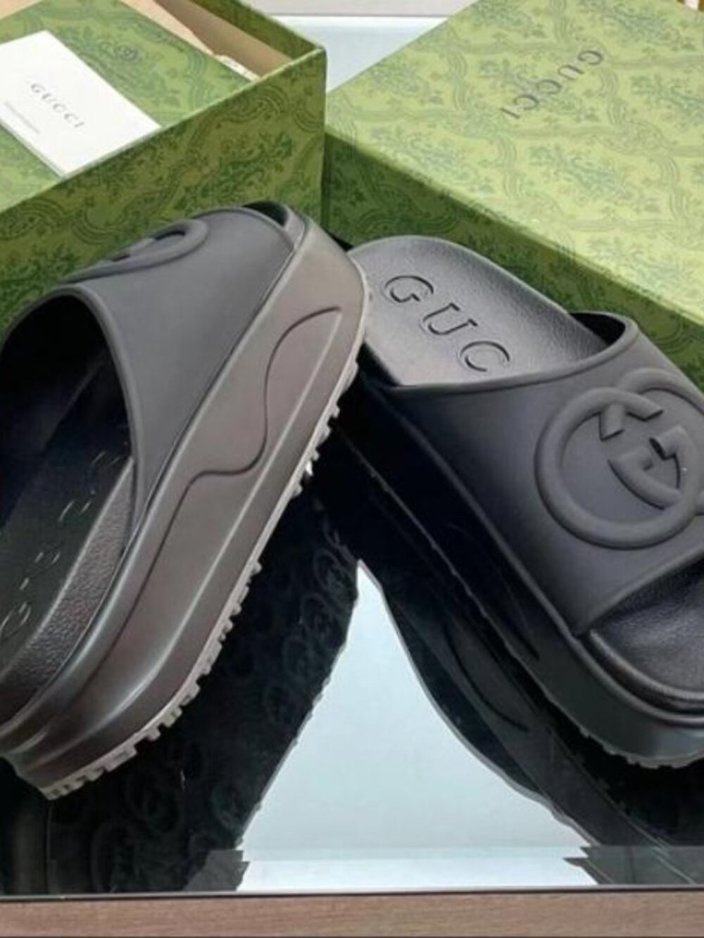Gucci Women's Black G Platform Sandals, Fashionable Choice - Picture 7 of 9